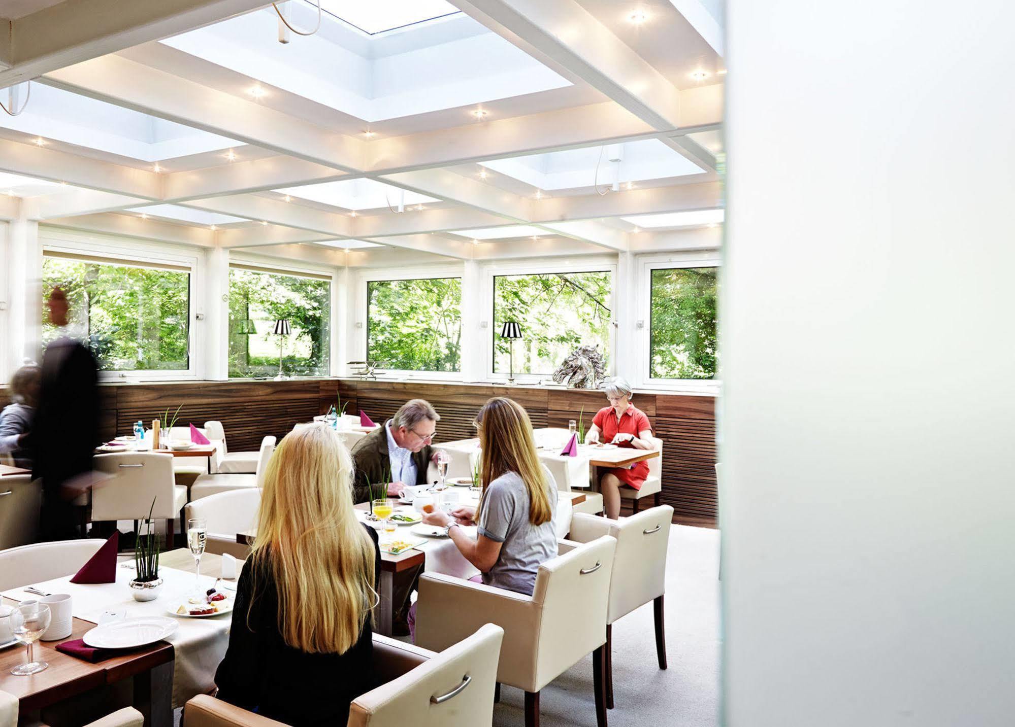 Hotel Bonjour Bad Soden am Taunus Kültér fotó